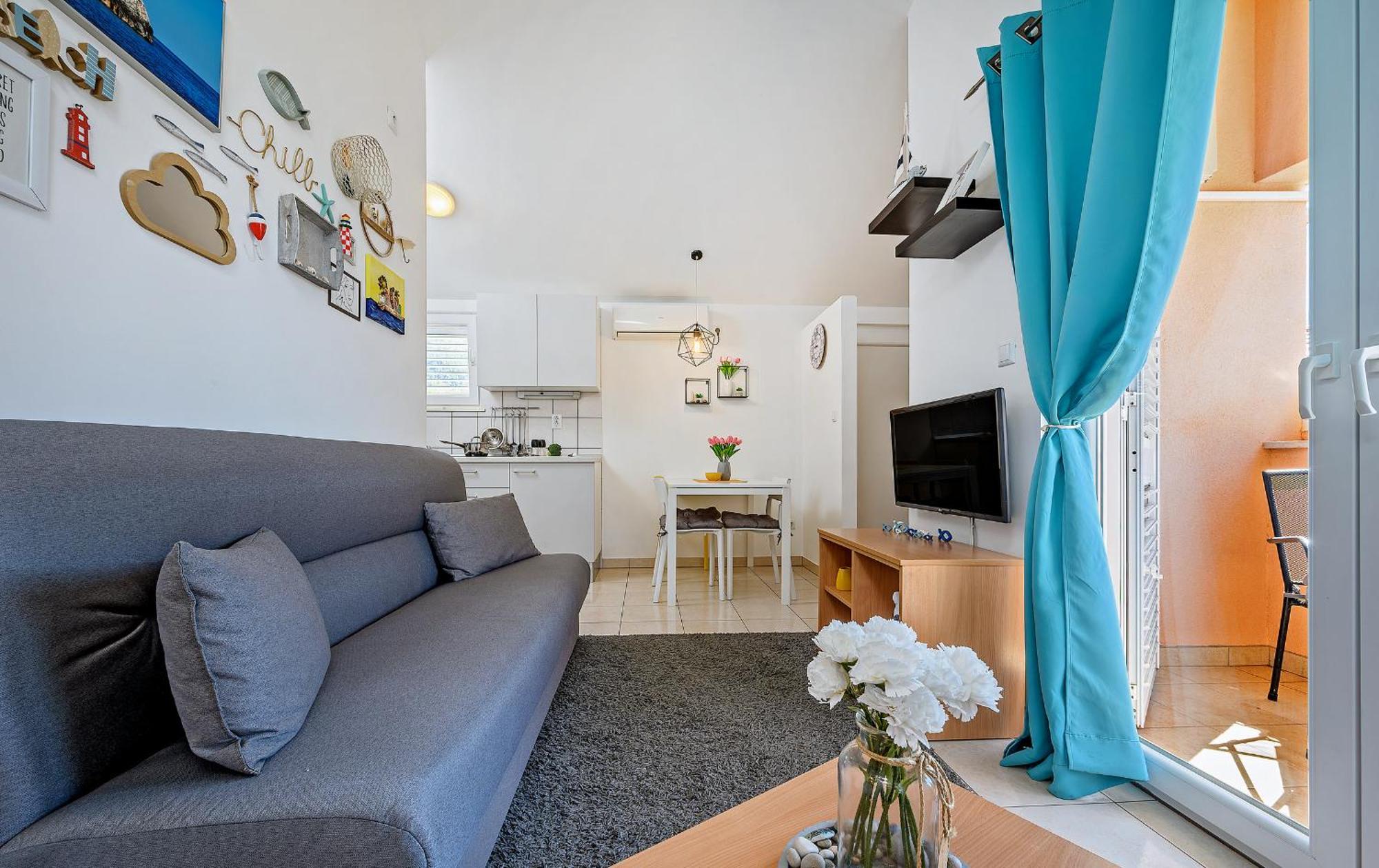 Apartment Mare คอมีชา ภายนอก รูปภาพ