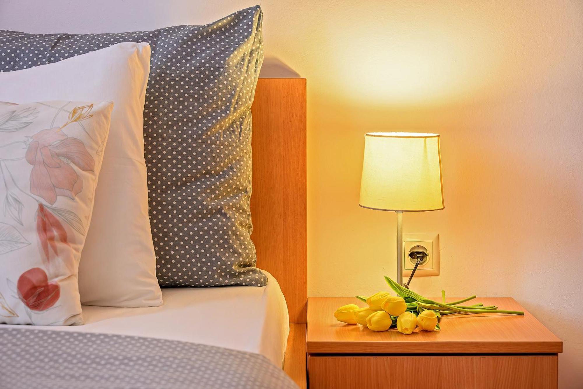 Apartment Mare คอมีชา ภายนอก รูปภาพ