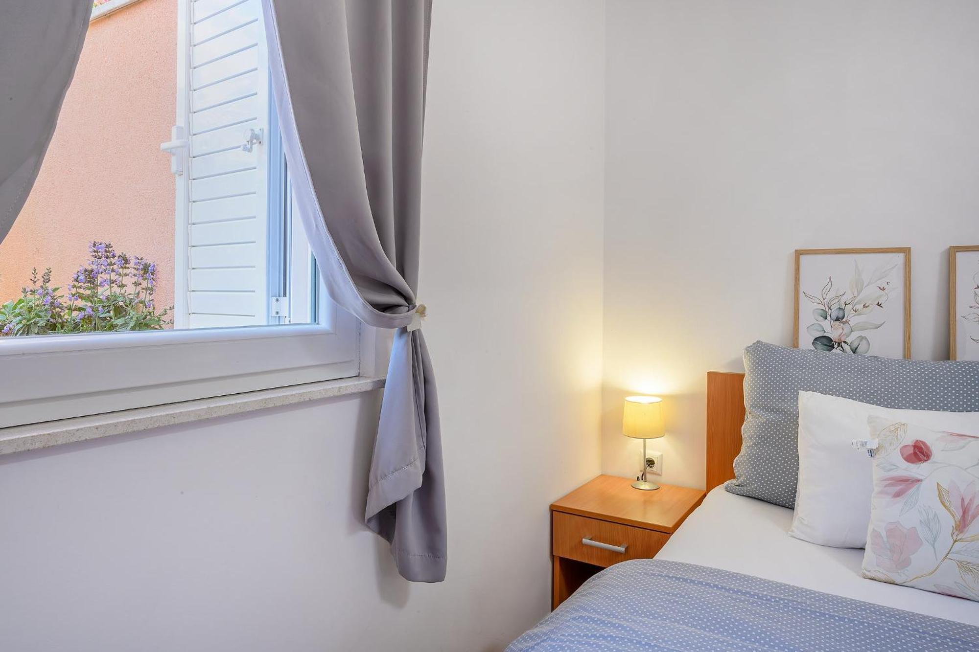 Apartment Mare คอมีชา ภายนอก รูปภาพ