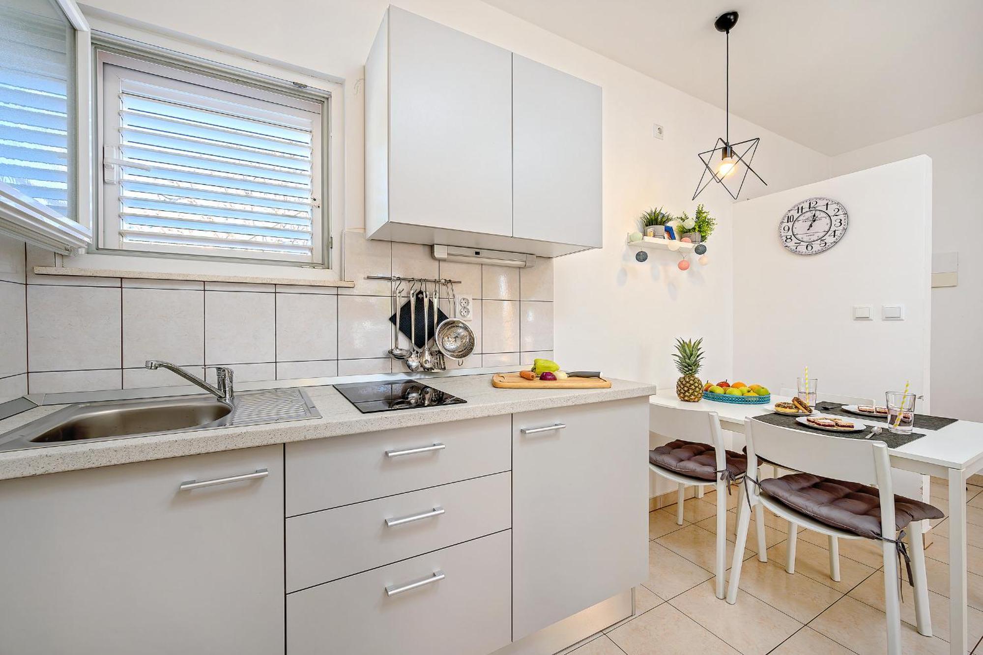 Apartment Mare คอมีชา ภายนอก รูปภาพ