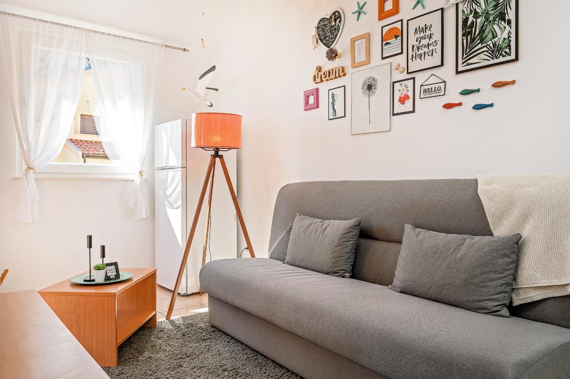 Apartment Mare คอมีชา ภายนอก รูปภาพ